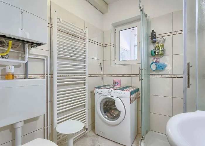 Two-bedroom 3 普拉