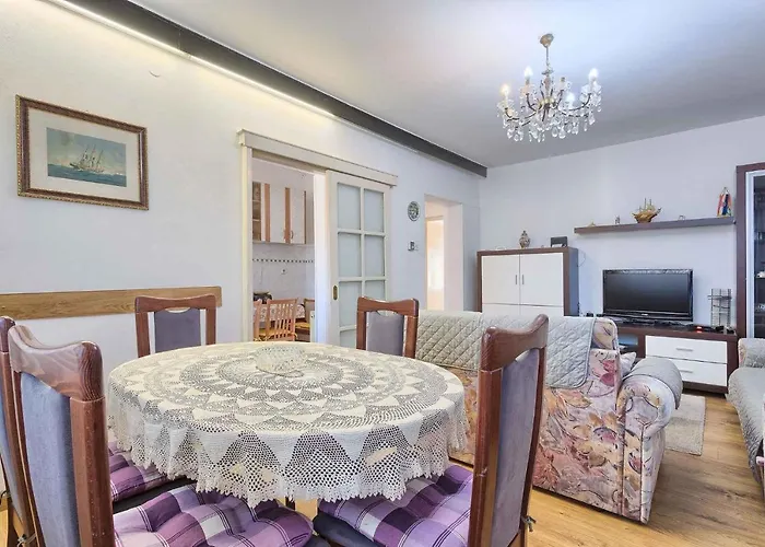 Two-bedroom 3