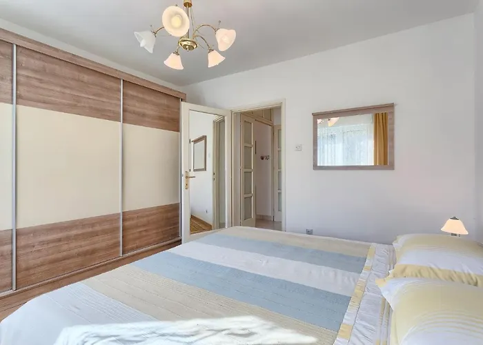 Two-bedroom 3 公寓 普拉