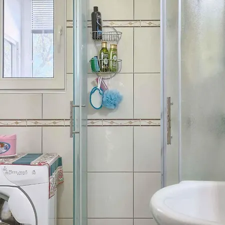 Appartement Two-bedroom 3 *