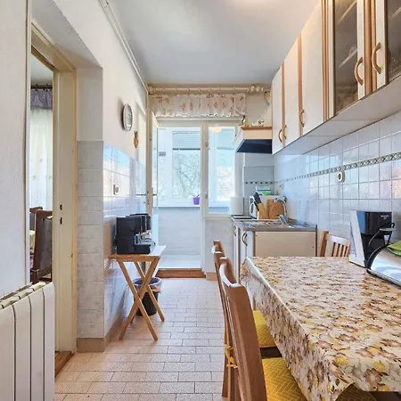 Two-bedroom 3 Daire *