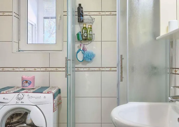 Apartamento Two-bedroom 3 *