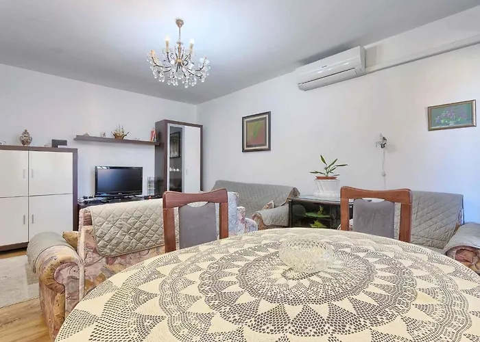 Two-bedroom 3 Apartman Póla